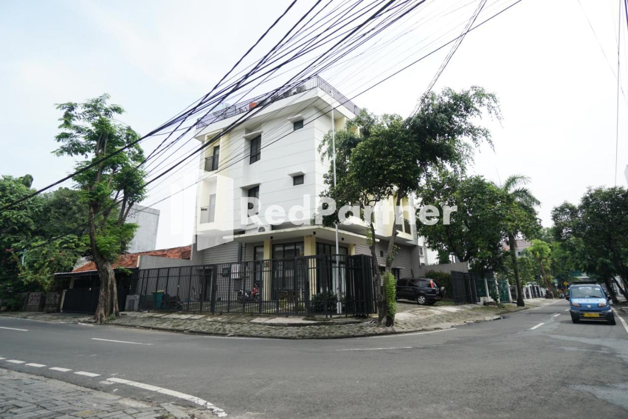 Hotel Toba Mansion Syariah Near Benhil Redpartner Giacarta Esterno foto
