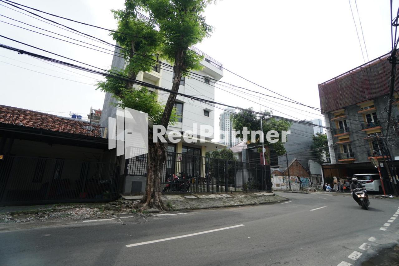 Hotel Toba Mansion Syariah Near Benhil Redpartner Giacarta Esterno foto